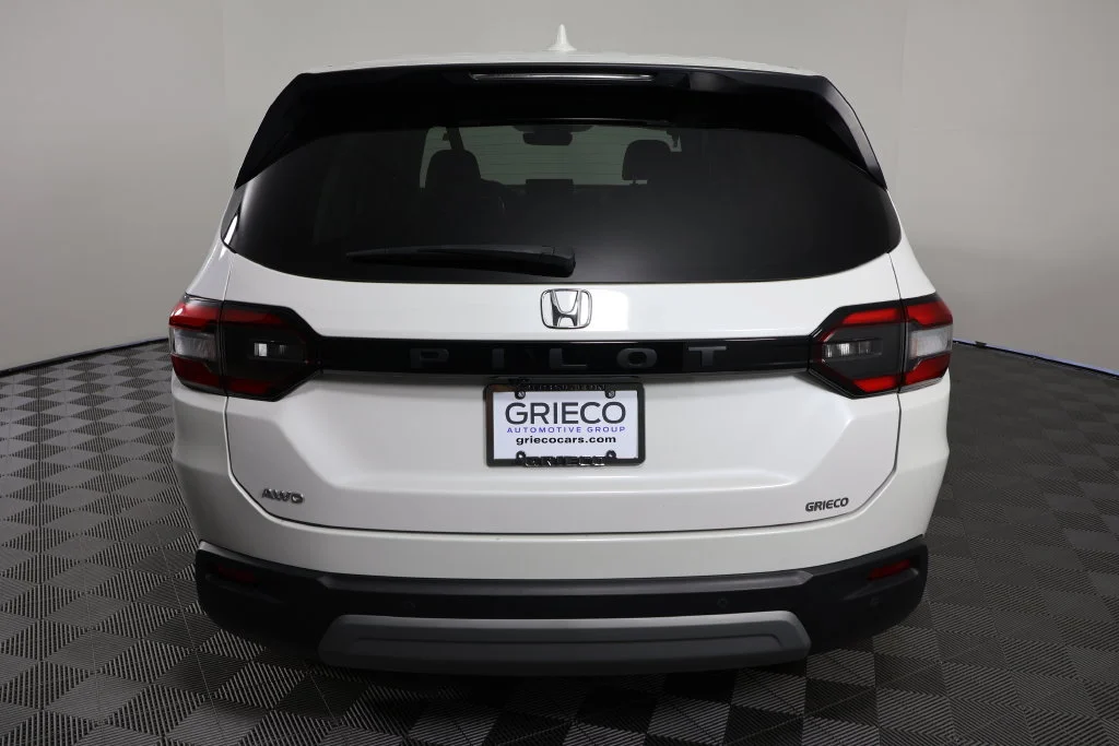 Used 2023 Platinum White Pearl Honda EX-L image 7