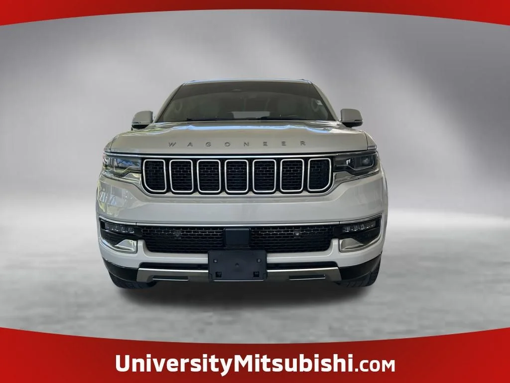 2022 Jeep Wagoneer Series III's photo