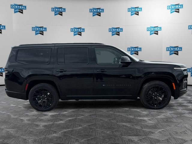 New 2026 High Gloss Black Exterior Paint Jeep Limited Reserve image 6