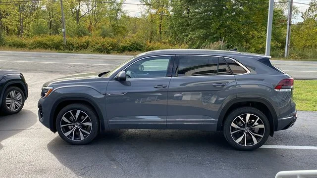 2026 Volkswagen Atlas Cross Sport SEL Premium R-LINE - Photo 8