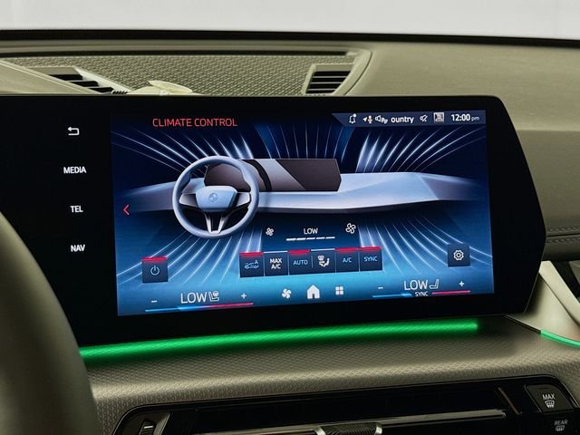 2025 BMW X1 M35i - Photo 17