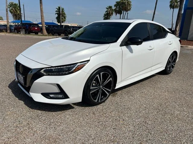 Used 2023 White Nissan SR image 3