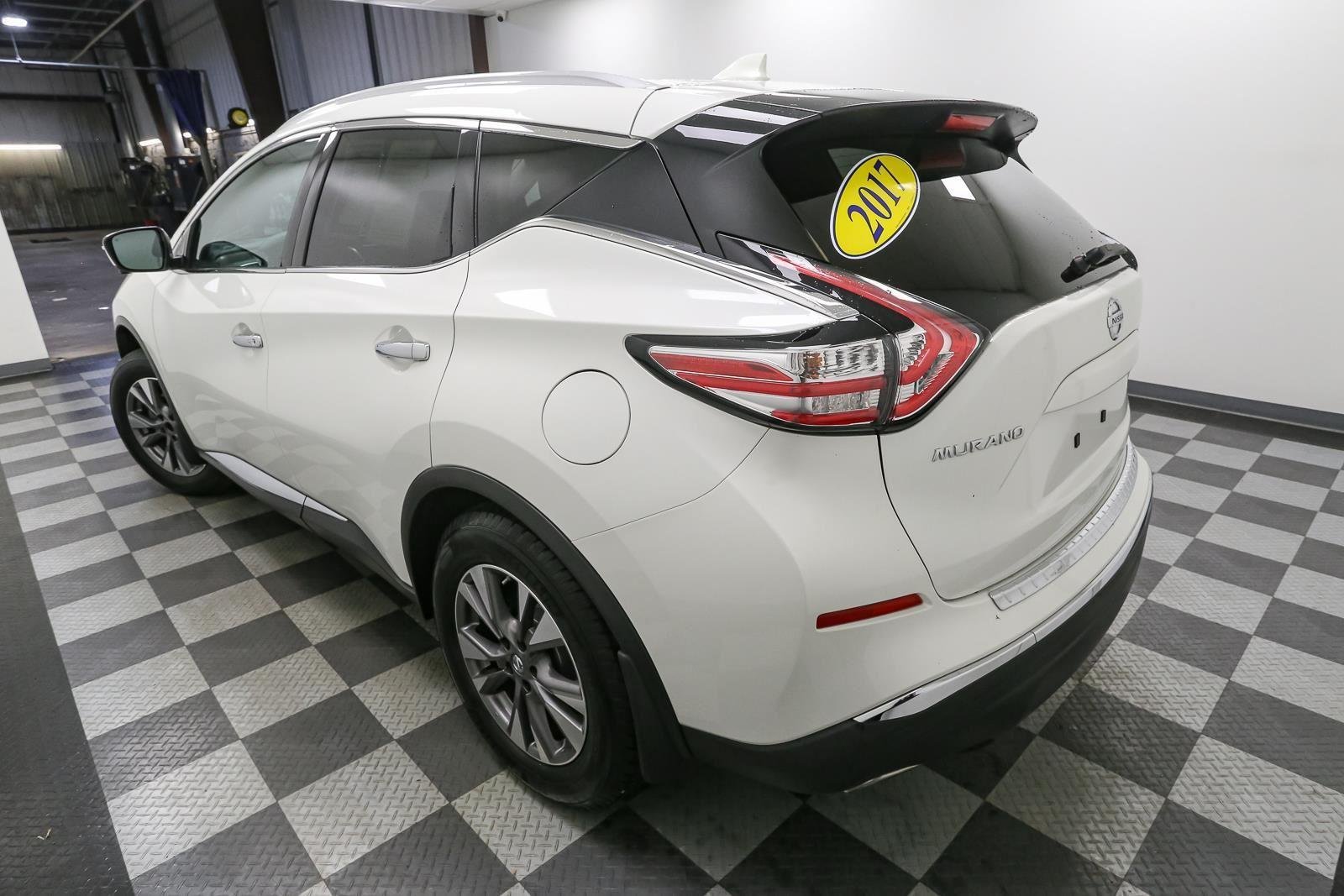 Used 2017 Pearl White Nissan SL image 10