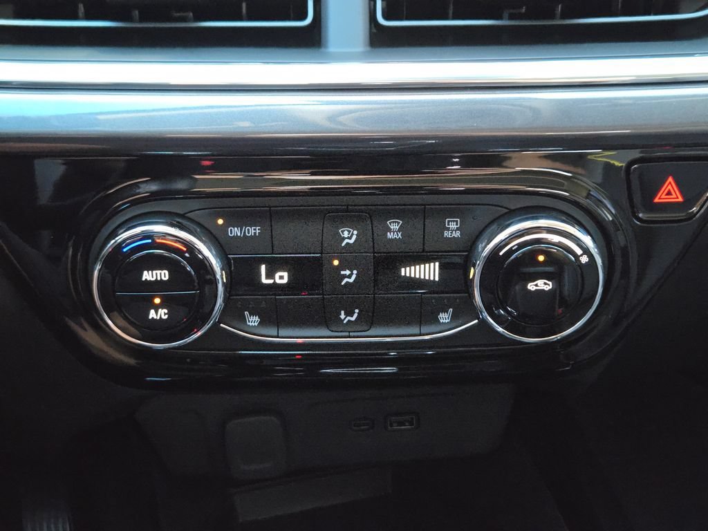 2026 Chevrolet Trax Activ - Photo 10