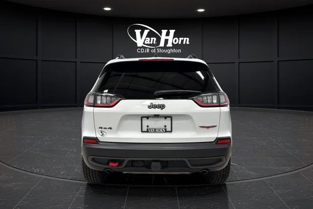 Used 2022 Bright White Clearcoat Jeep Trailhawk image 6