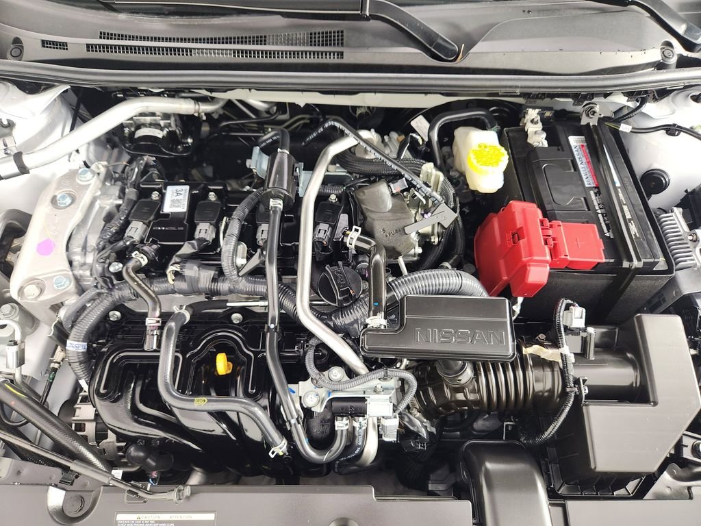 Certified Used 2025 White Nissan SR image 31