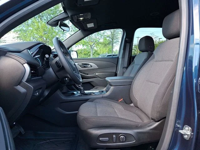 Used 2023 Northsky Blue Metallic Chevrolet LT Cloth image 64