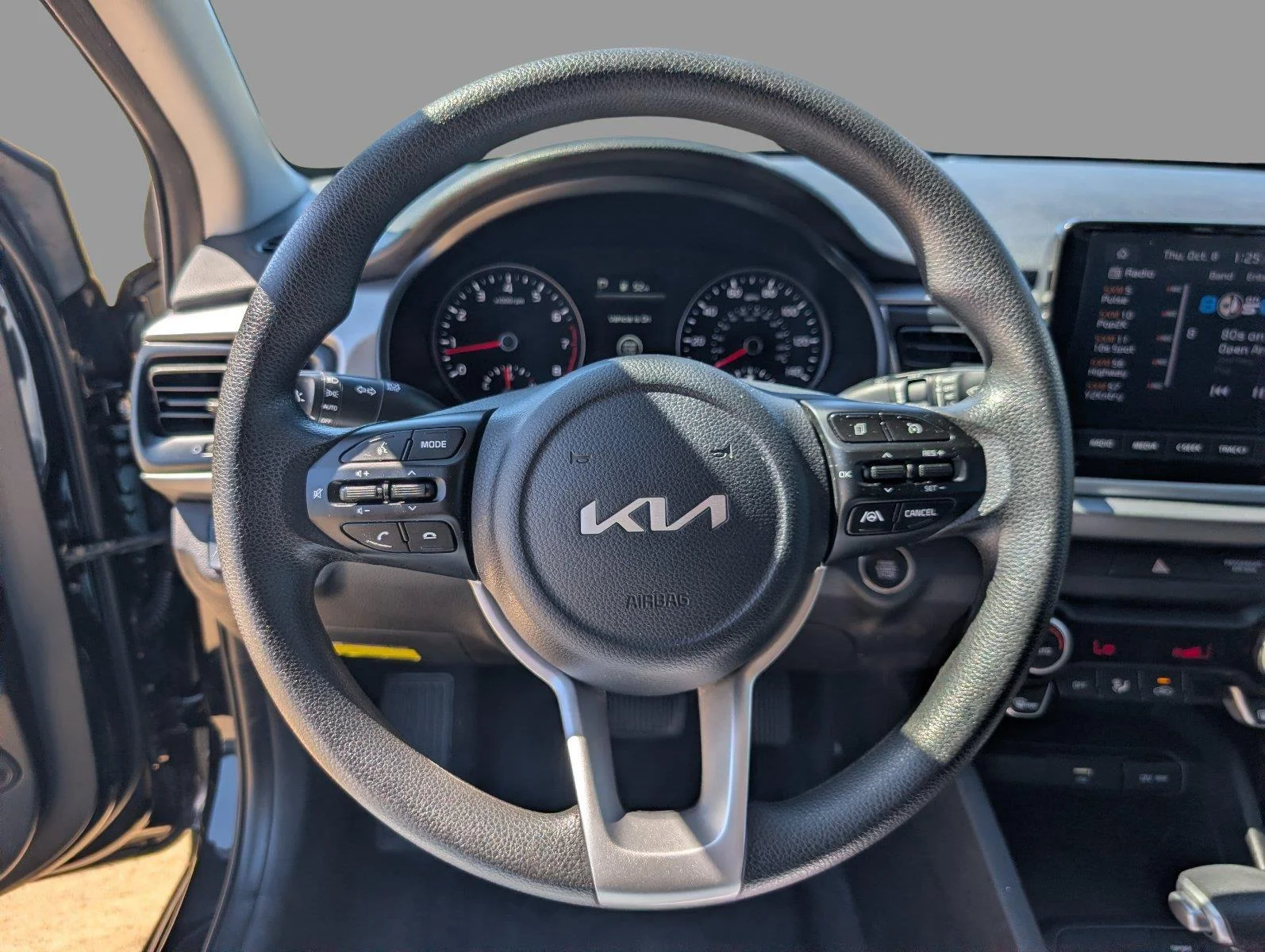 Used 2023 Aurora Black Kia S image 31