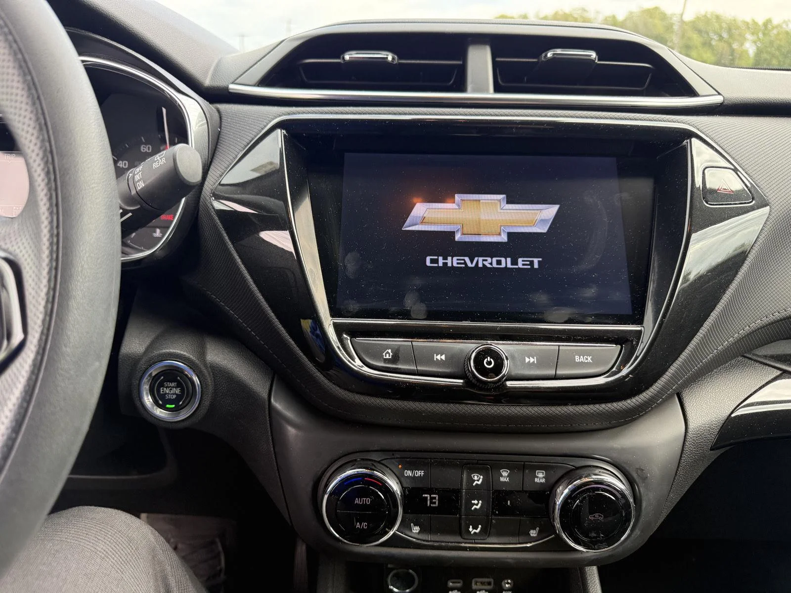 Used 2023 MOSAIC BLACK METALLIC Chevrolet LT image 10