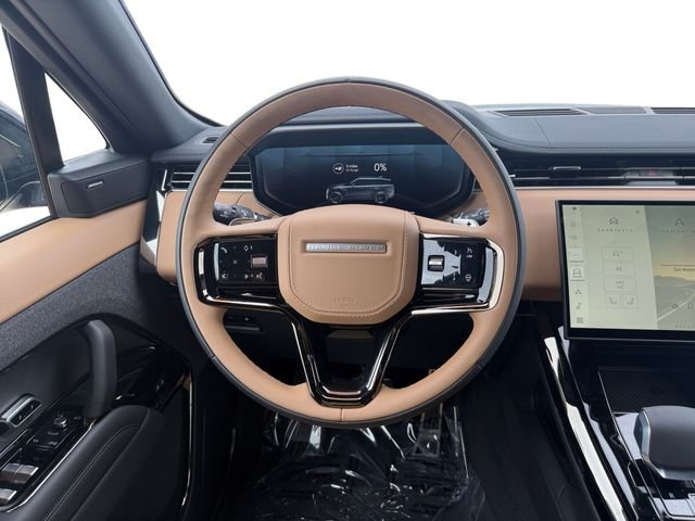 New 2026 Santorini Black Land Rover Dynamic SE image 13