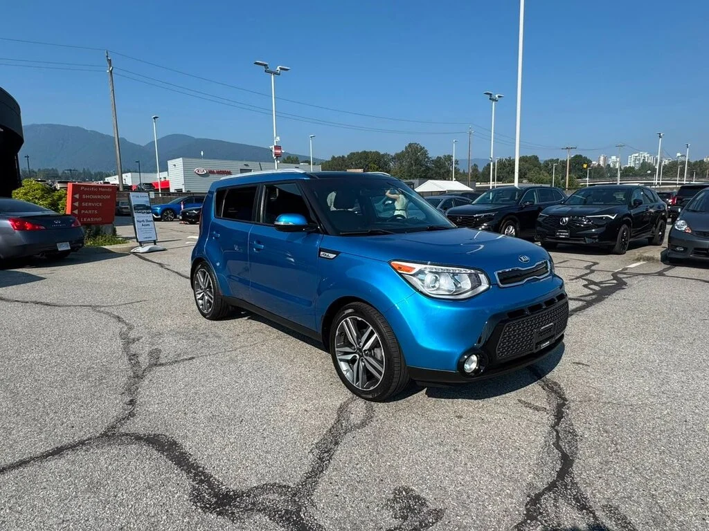 Used 2015  Kia 2.0L SX at Dilawri Certified   Local BC   Regularl image 7