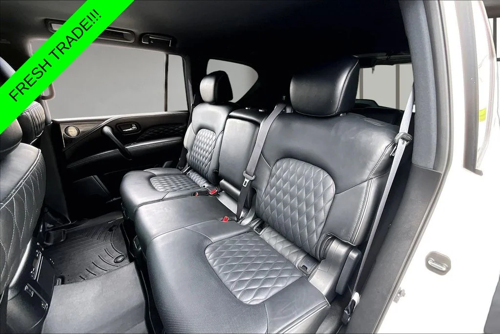 Used 2024 White INFINITI Sensory image 21