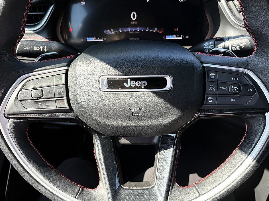 Used 2022 Bright White Clearcoat Jeep Trailhawk image 20