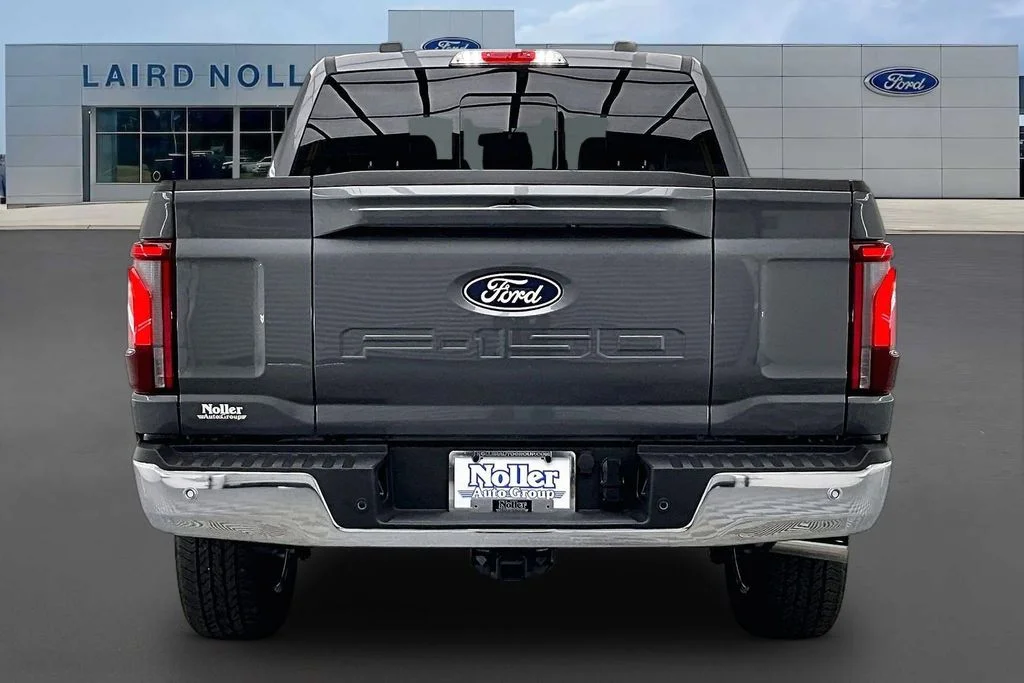 New 2026 Carbonized Gray Metallic Ford Lariat® image 4