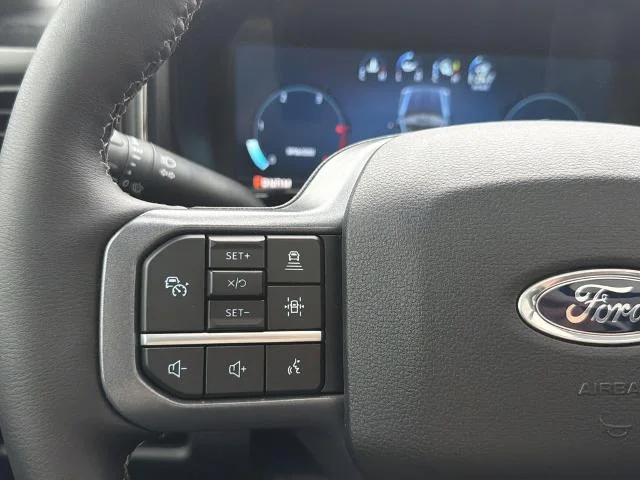 New 2026 Glacier Gray Metallic Tri-Coat Ford F-250® Lariat® image 9