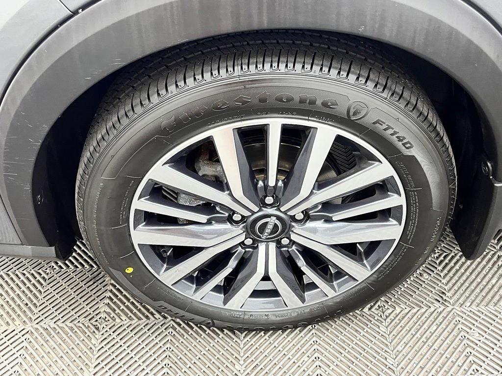 Used 2024 Gun Metallic Nissan SR image 15