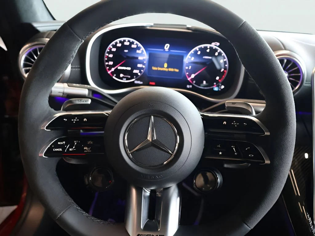 New 2026 MANUFAKTUR Patagonia Red Metallic Mercedes-Benz Base image 31