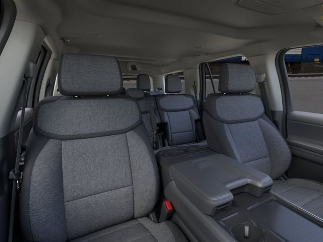 New 2026 Oxford White Ford Active image 11