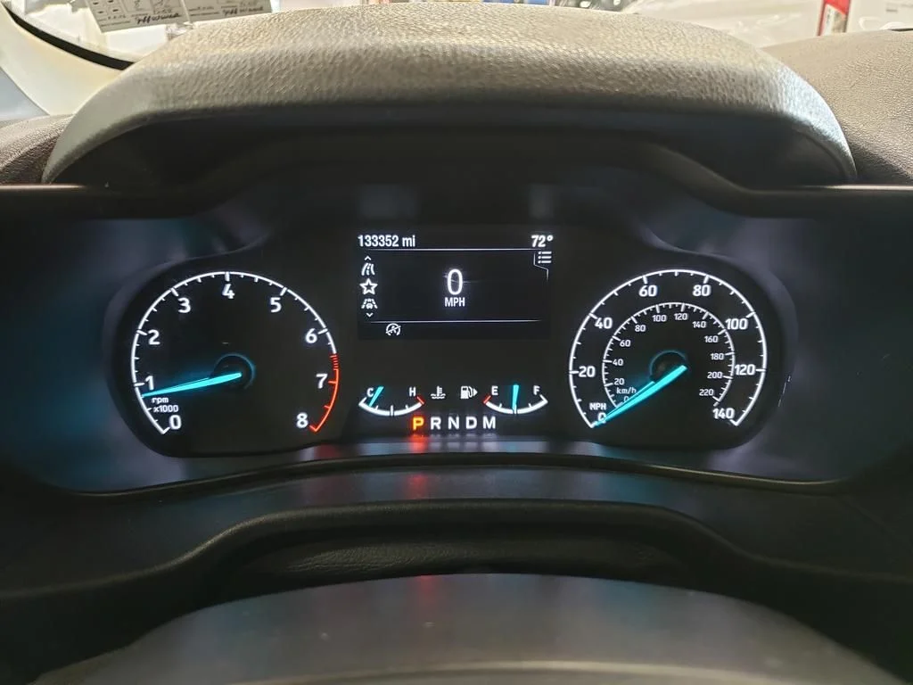 Used 2019 Frozen White Ford XL image 25
