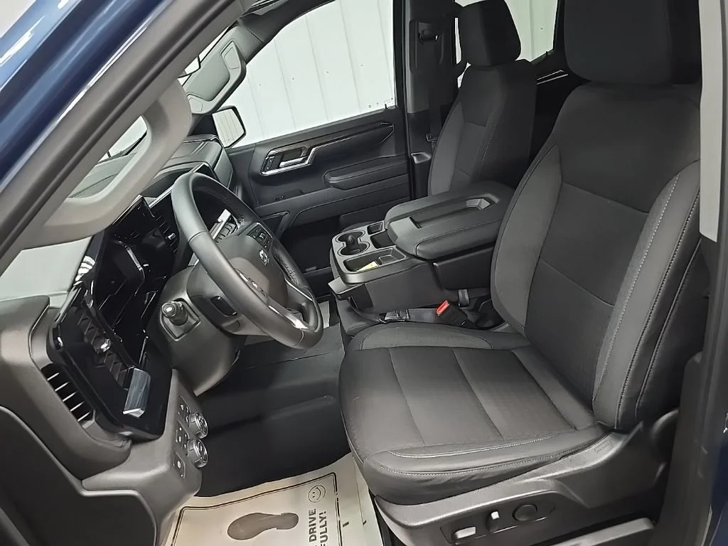Used 2024 Blue Chevrolet RST image 29