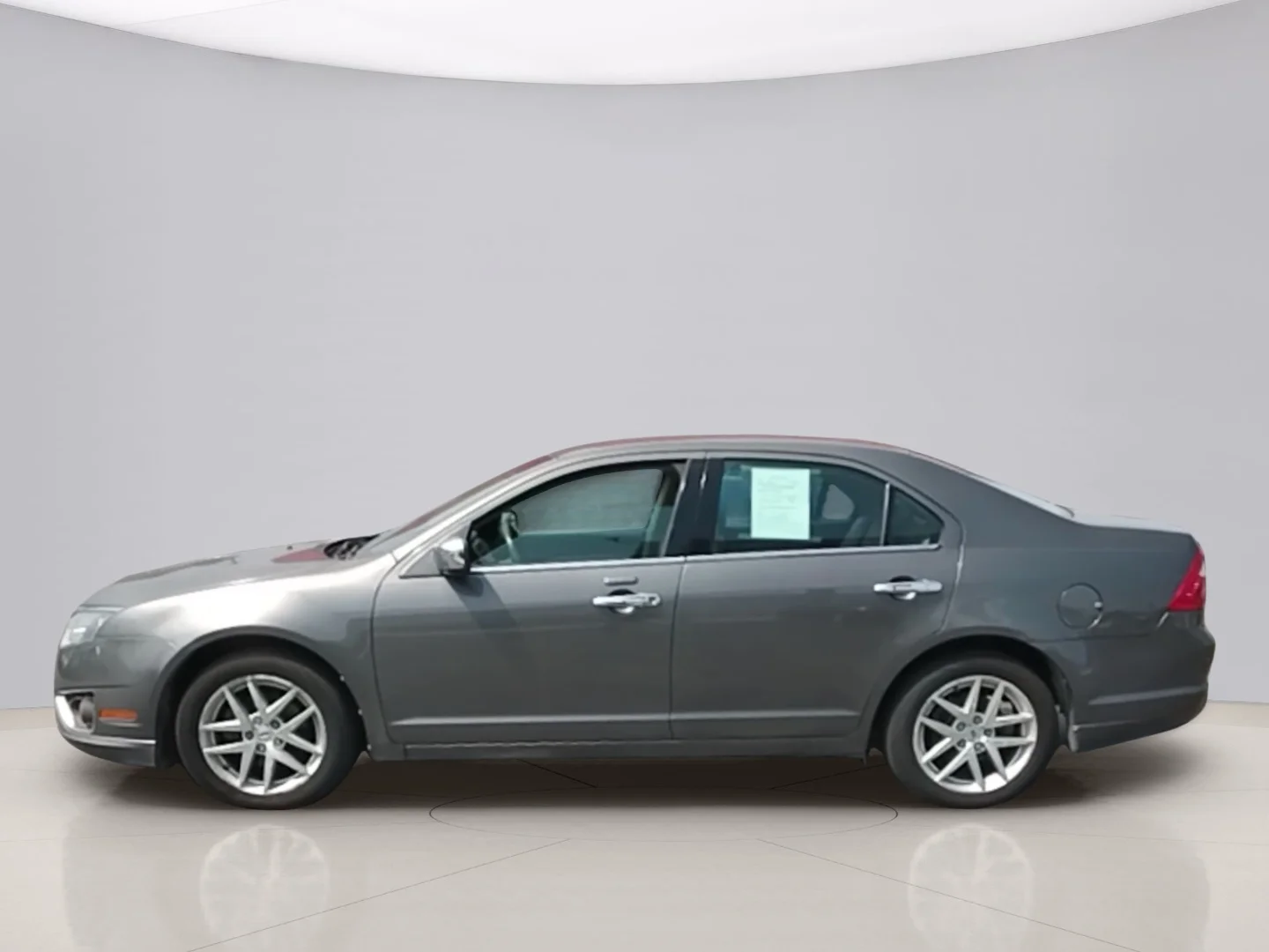 Used 2011 Gray Ford SEL image 2