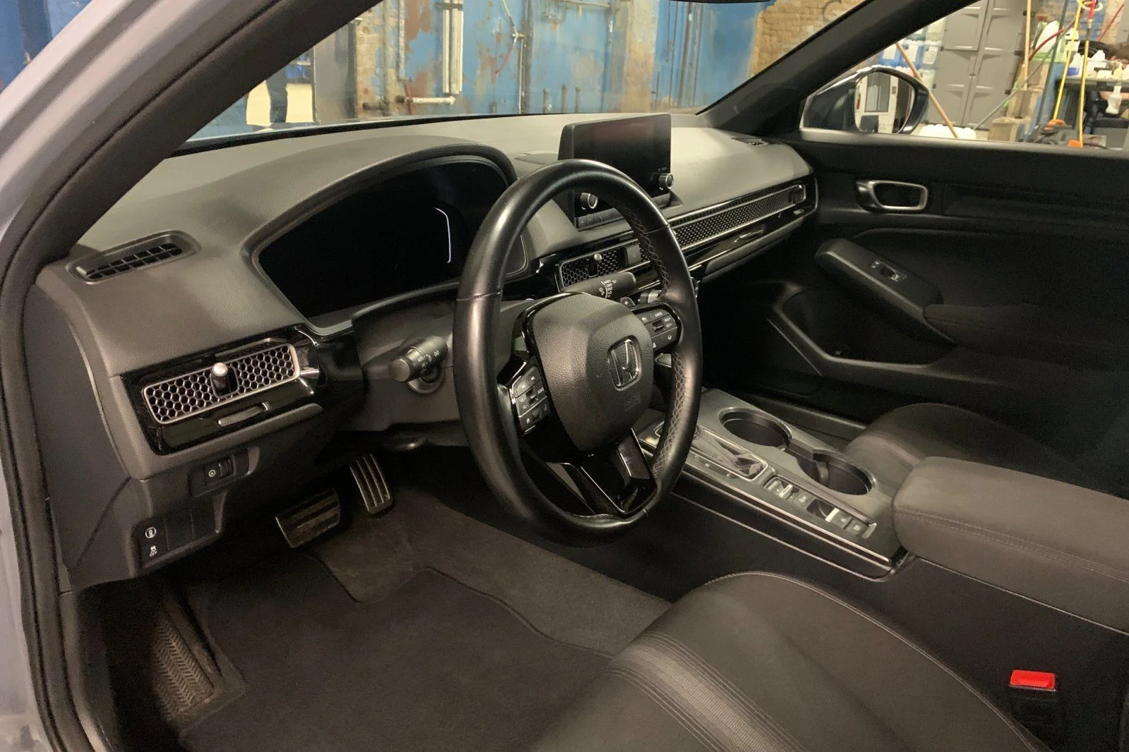Certified Used 2024 Sonic Gray Pearl Honda Sport image 10