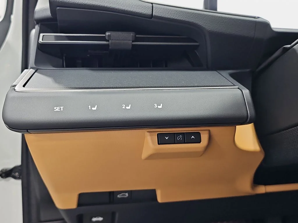New 2026 Ultra White Lexus PREMIUM AWD image 23