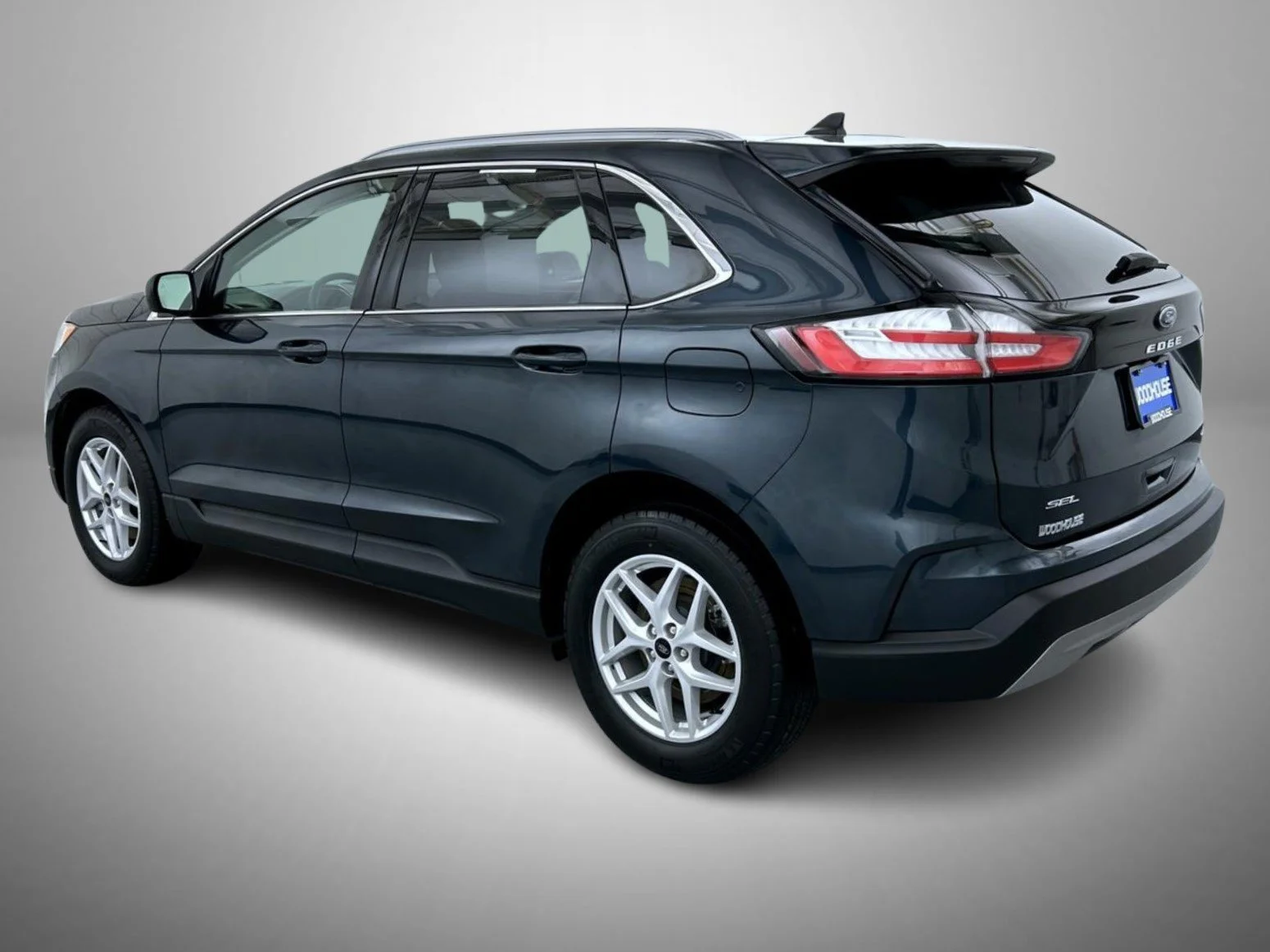 Used 2024 Blue Ford SEL image 7