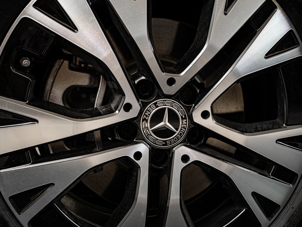 Used 2026 Night Black Mercedes-Benz GLA 250 image 8