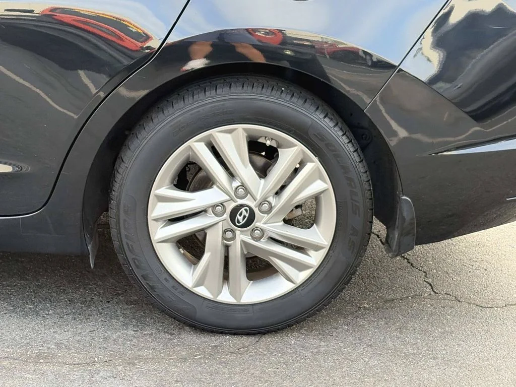 Used 2020 Black Hyundai Value Edition image 11