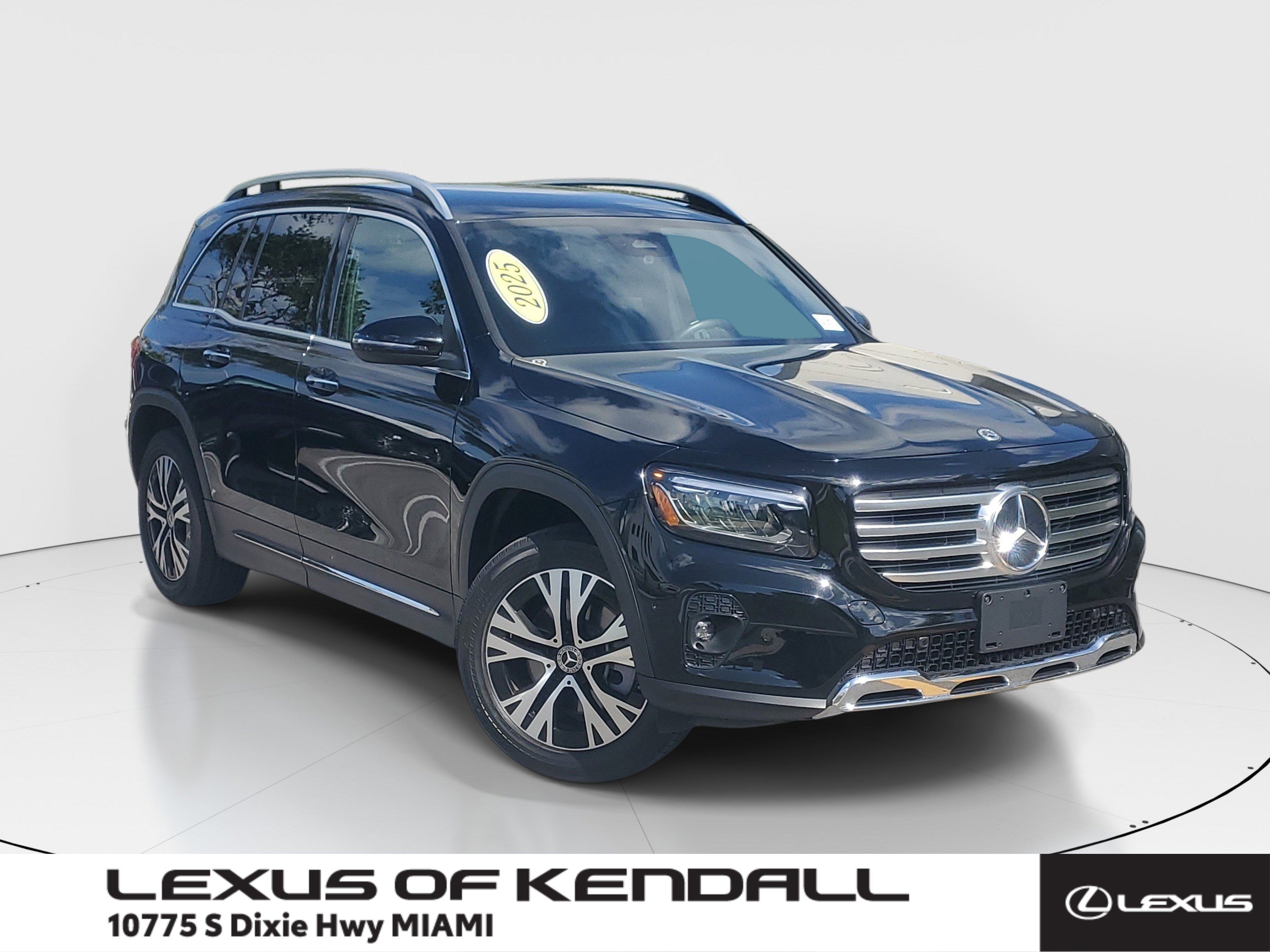 Used 2025 Black Mercedes-Benz GLB 250 image 1