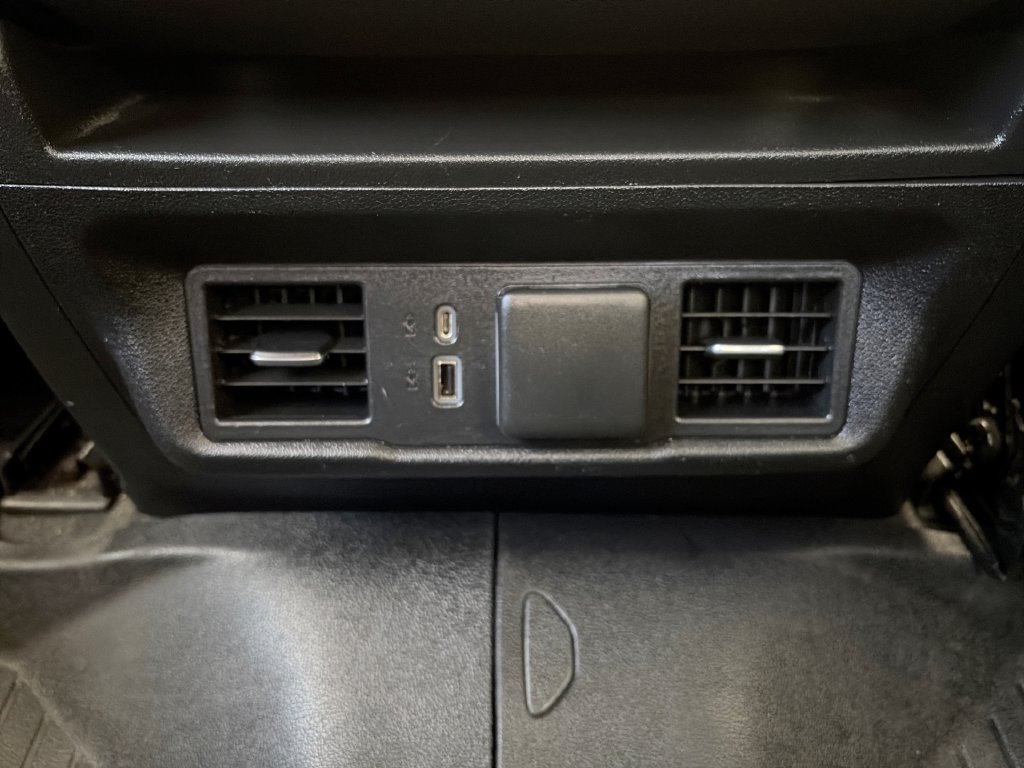 2022 Chevrolet Silverado 1500 LT - Photo 22