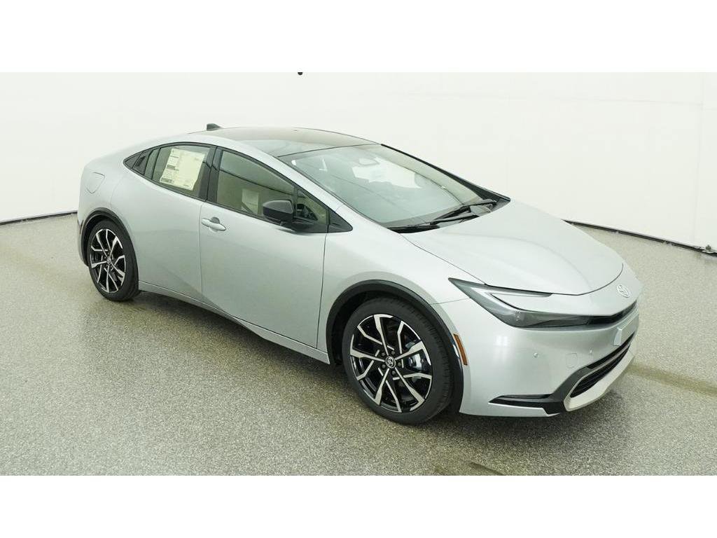 New 2026 Cutting Edge Toyota XSE image 13