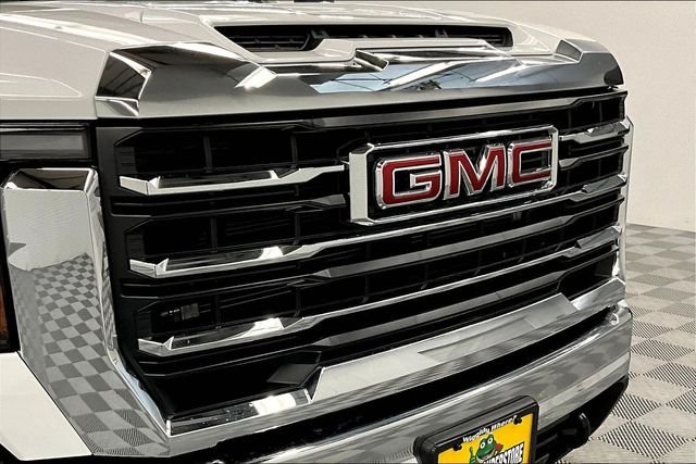 2024 GMC Sierra 3500HD SLE - Photo 32