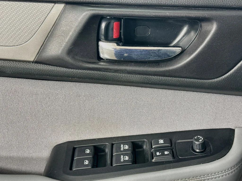 Used 2019 Gray Subaru 2.5i Premium image 21