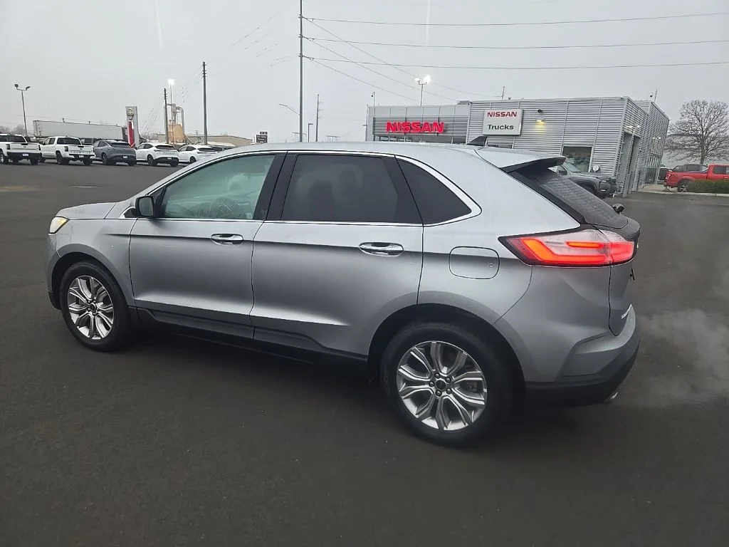 Certified Used 2024 Silver Metallic Ford Titanium image 9