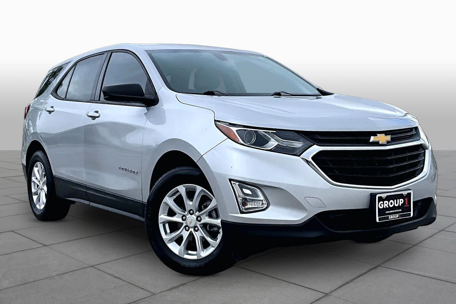 Used 2018 Silver Ice Metallic Chevrolet LS image 3