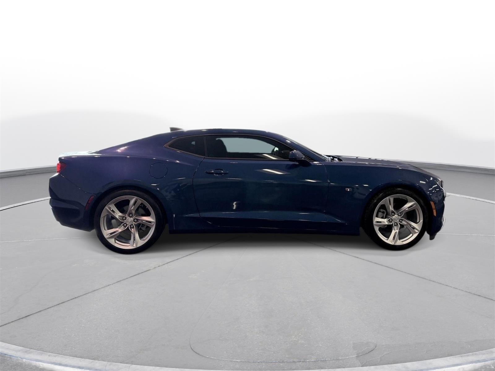 Used 2021 Riverside Blue Metallic Chevrolet 1LS image 18