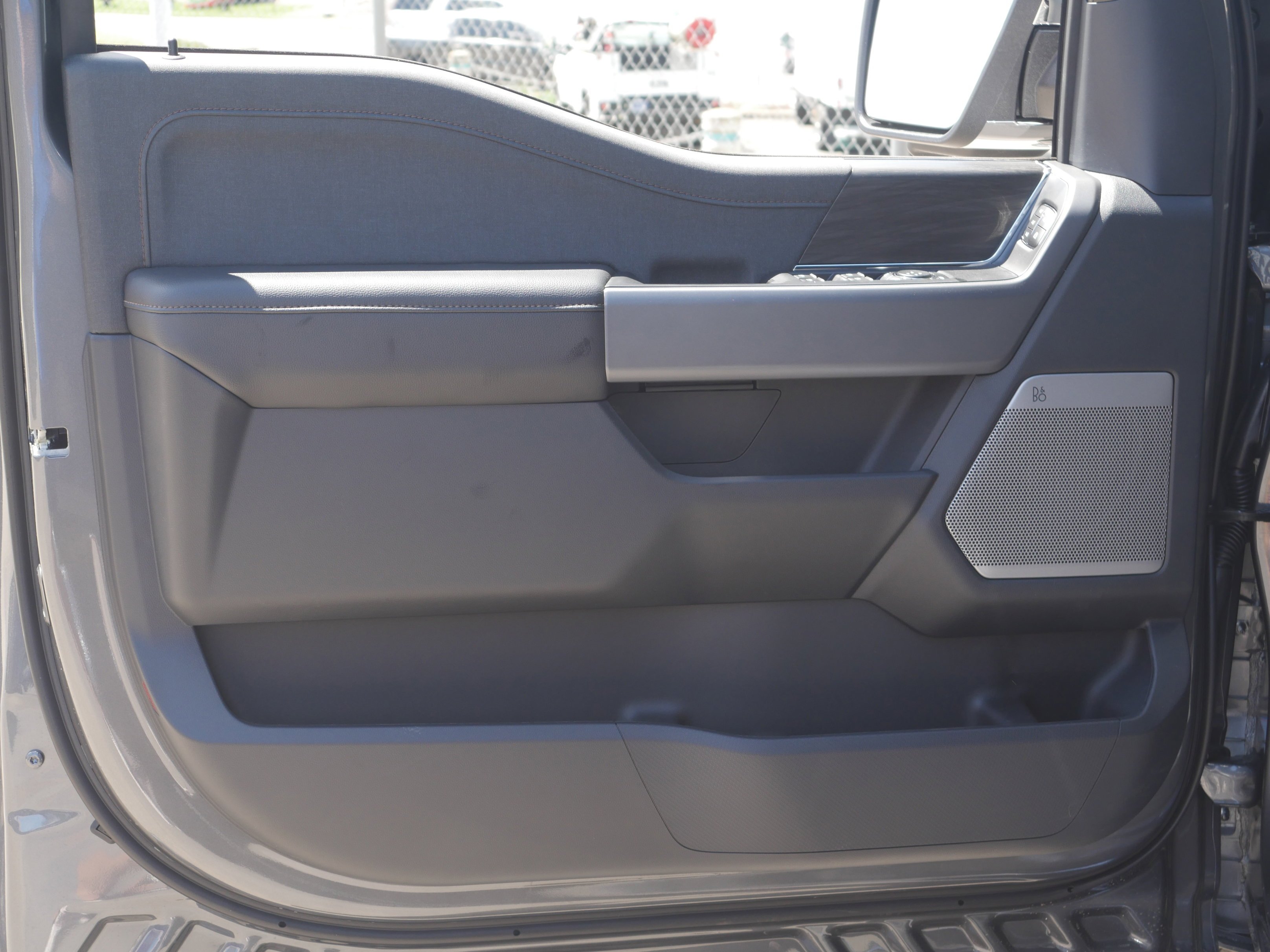 New 2026 Carbonized Gray Metallic Ford Lariat® image 41