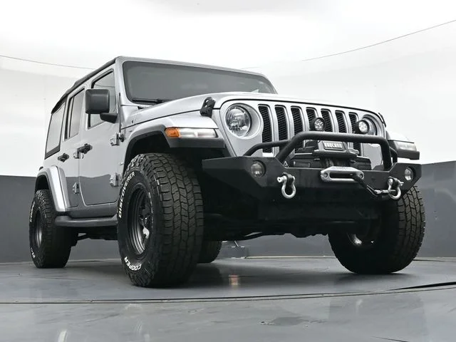 Used 2020 Silver Jeep Unlimited Sahara image 41