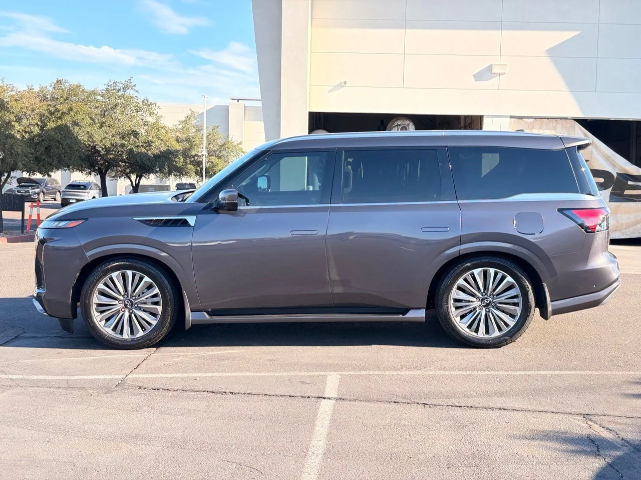Certified Used 2026 Anthracite Gray INFINITI Luxe image 3