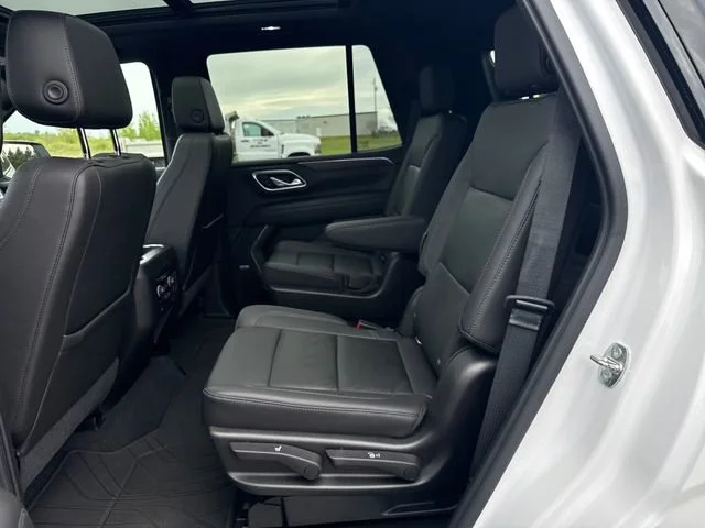 Used 2021 SUMMIT WHITE Chevrolet Z71 image 29