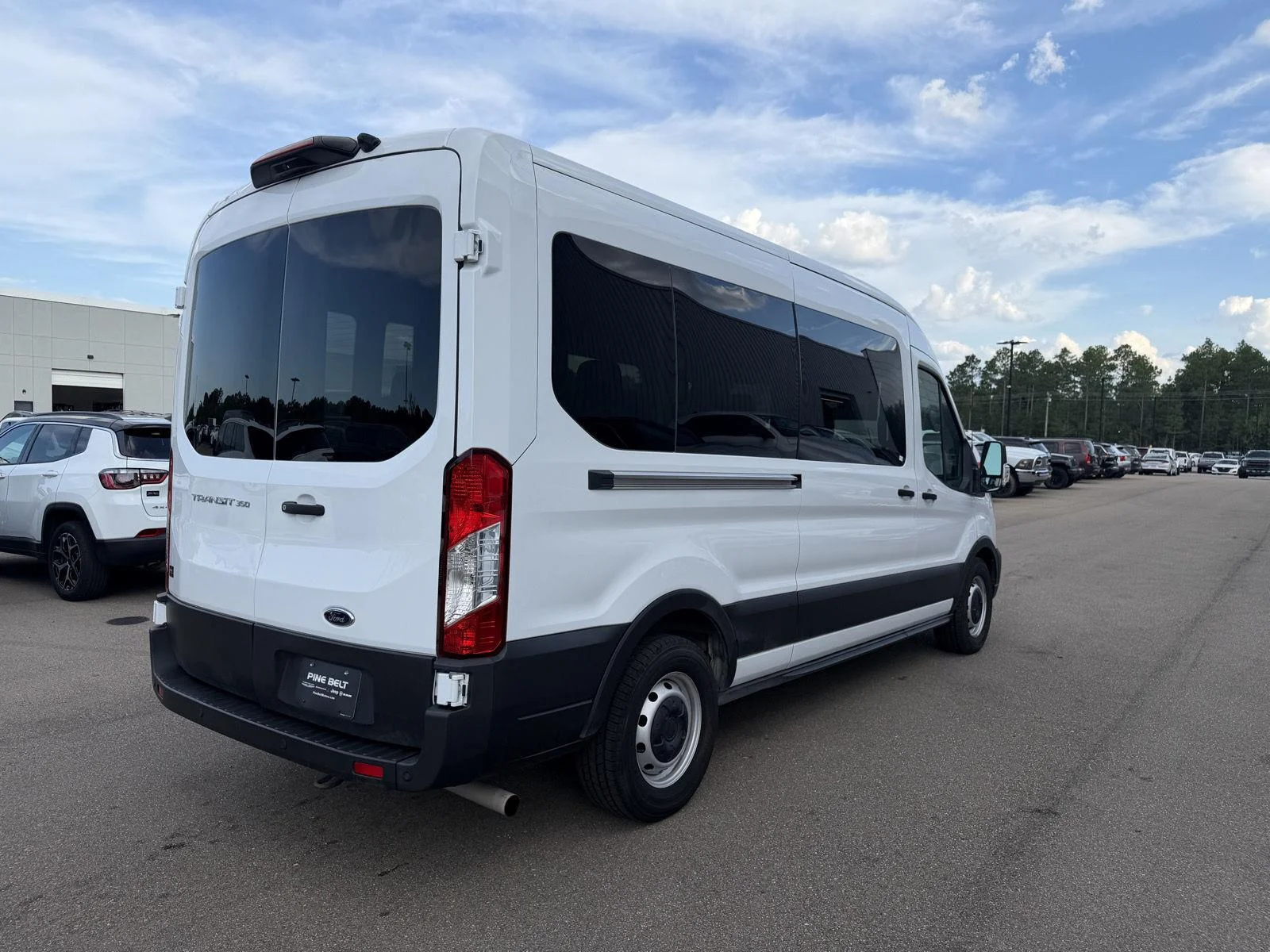 Used 2023 Oxford White Ford 350 XL image 6