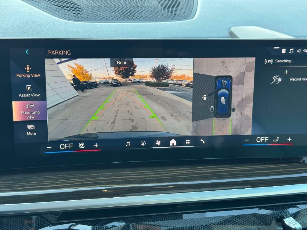Certified Used 2024 Blue BMW xDrive40i image 25