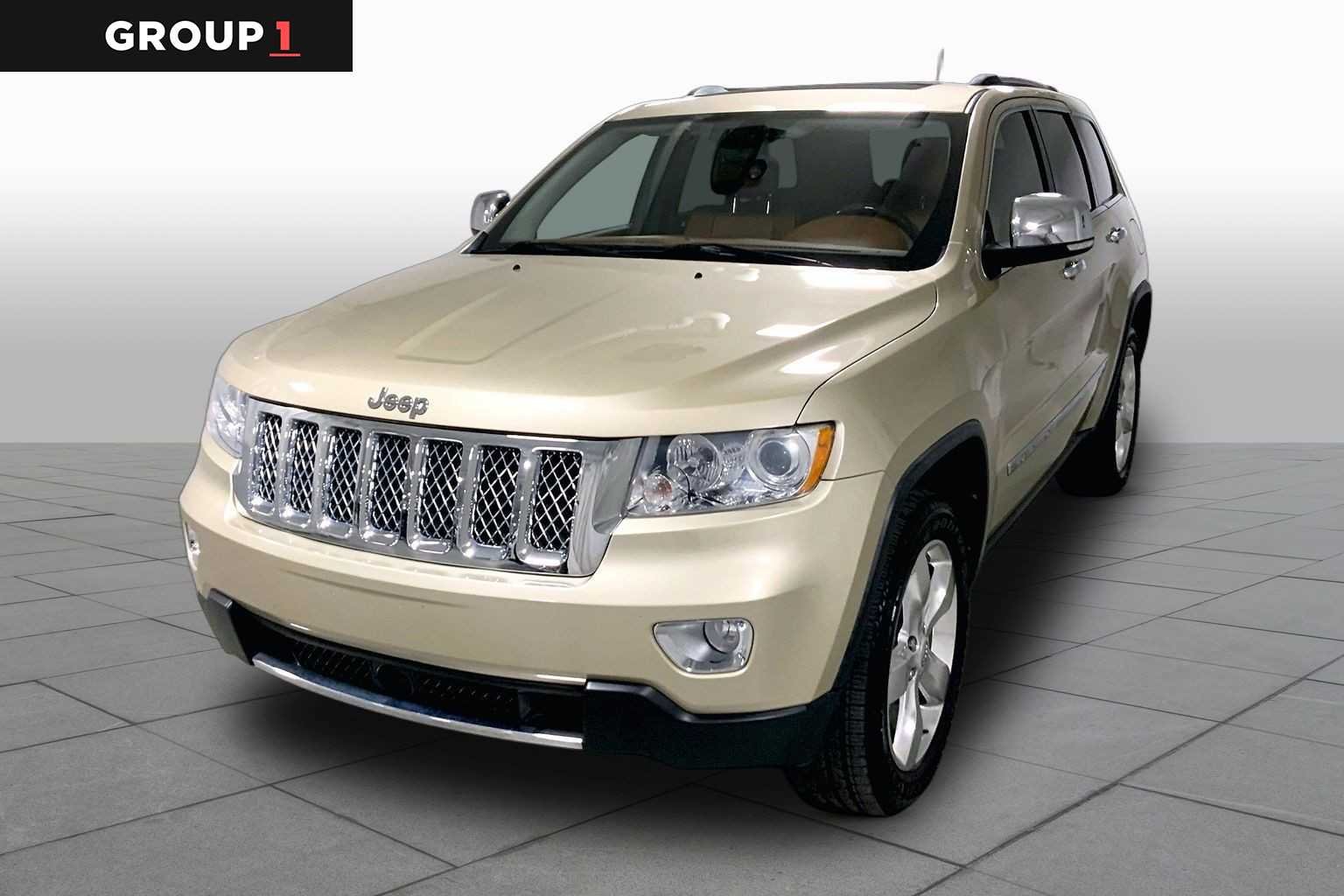 2011 Jeep Grand Cherokee Overland 4WD's photo