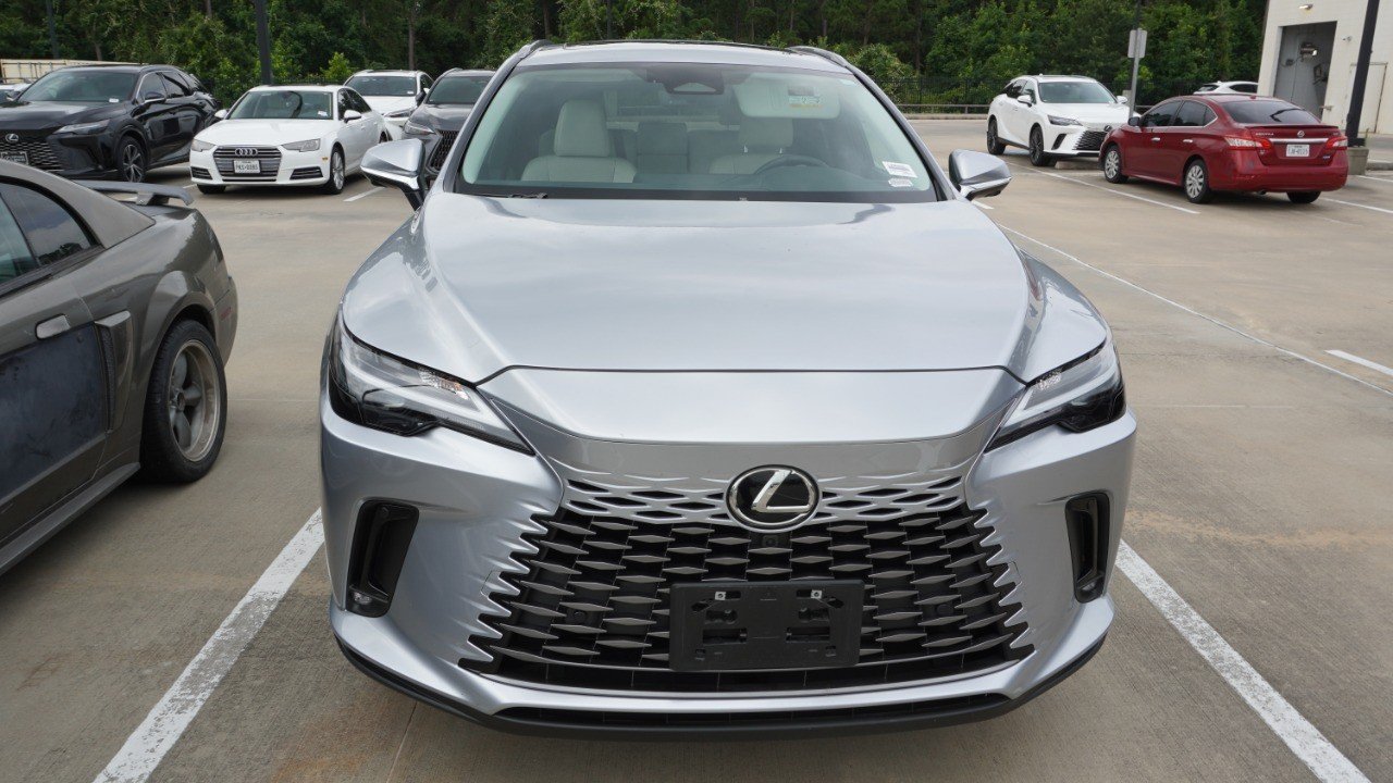 Used 2026 Silver Lexus RX 350 Premium image 2