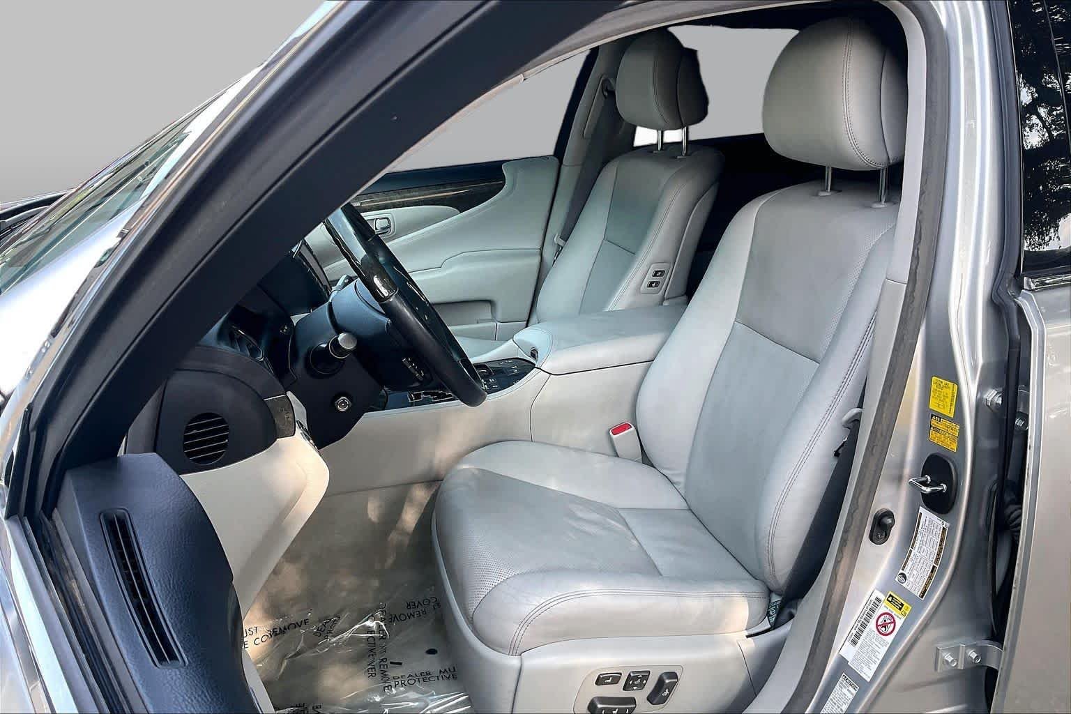 Pre-Owned 2010 Lexus LS 460