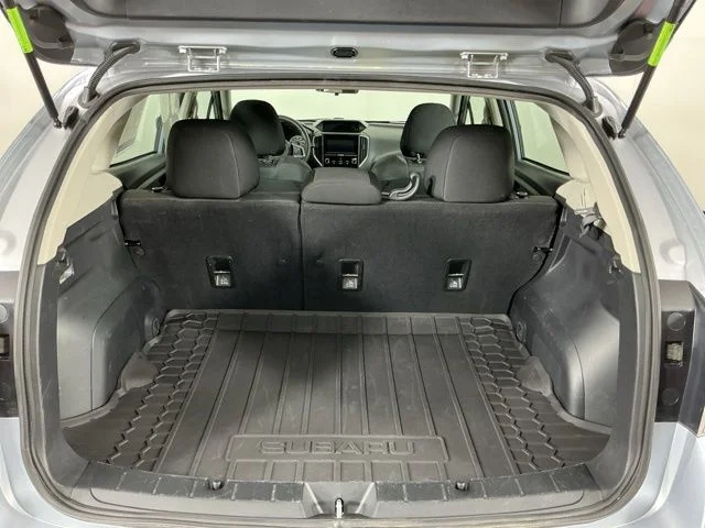 Used 2018 Ice Silver Metallic Subaru 2.0i image 25