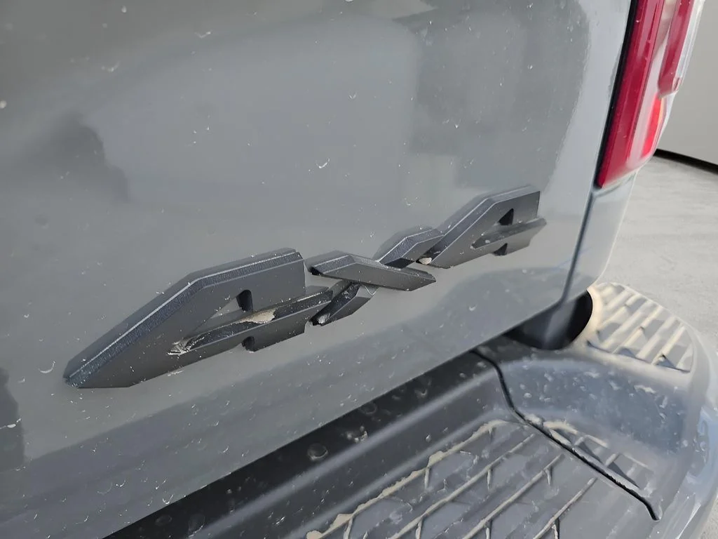 New 2026 Ceramic Gray Clear-Coat Exterior Paint RAM Laramie image 40
