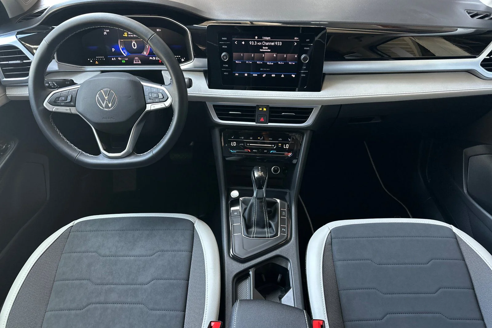 New 2026 Gray Volkswagen 1.5T SE image 11